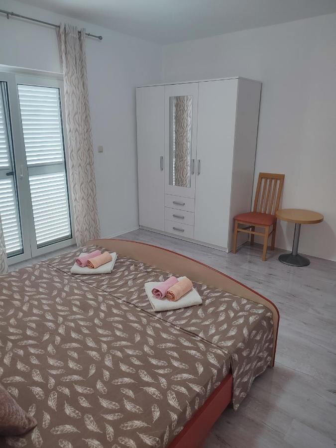 Apartment Valeria Lopar Exteriér fotografie