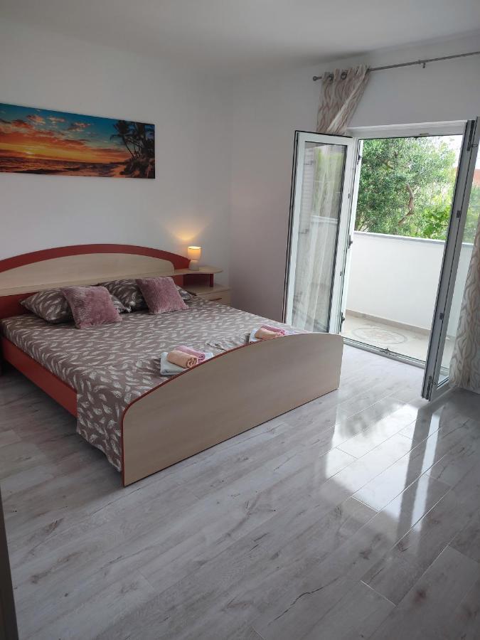 Apartment Valeria Lopar Exteriér fotografie